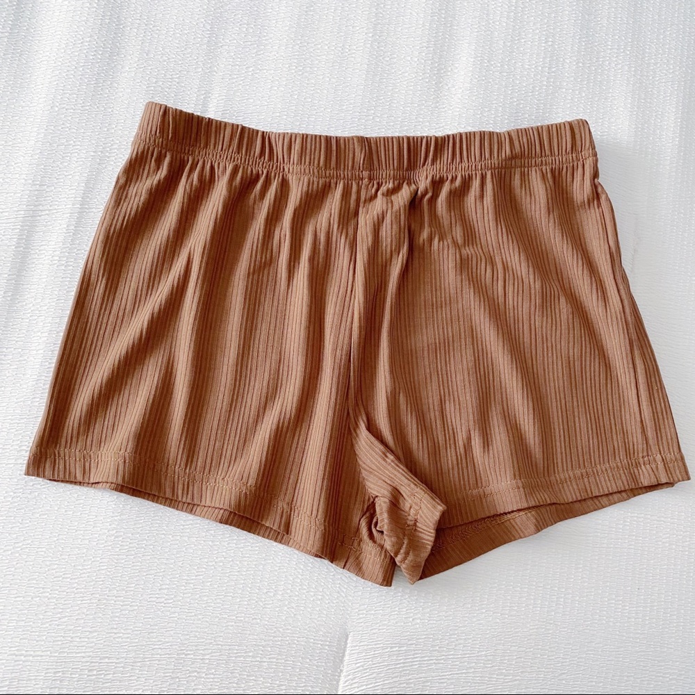 Brown Short Ribbed Stretchy Shorts
